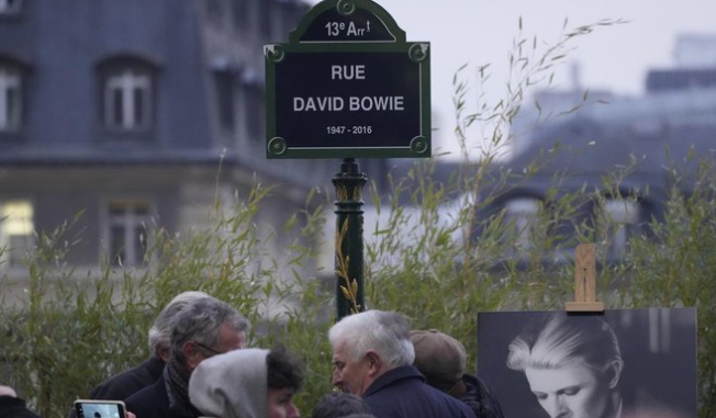Jalan David Bowie
